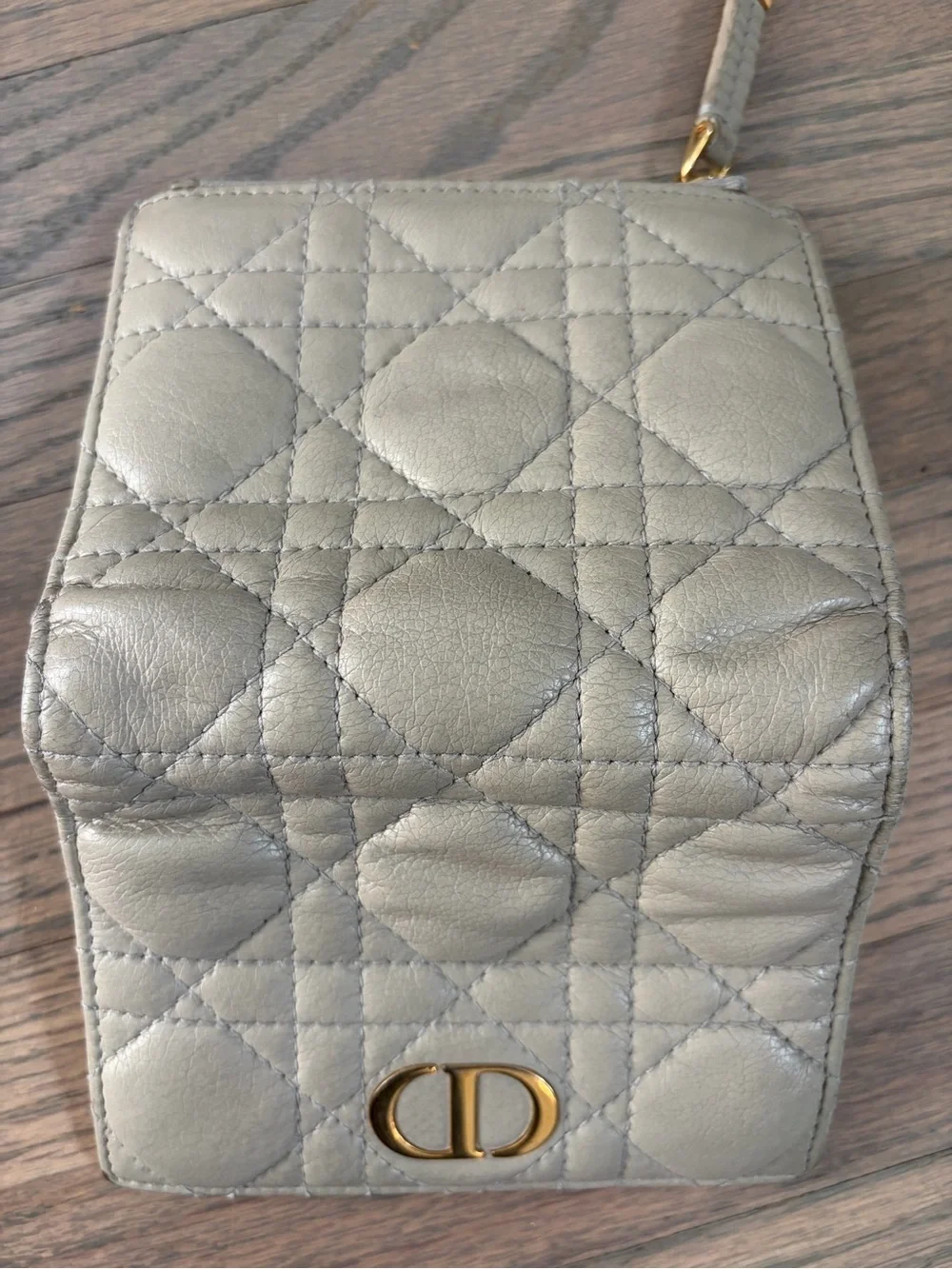 Dior 2023 Caro Dahlia Leather Wallet - Taupe